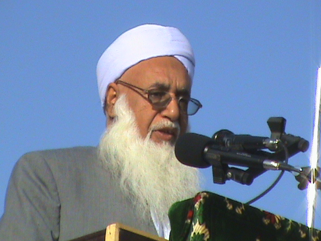 نباید به علمای اهل سنت برچسب تکفیری زده شود