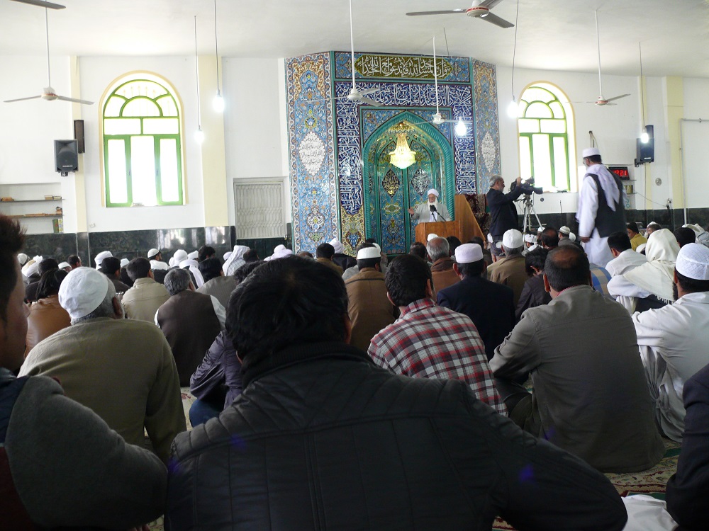 نماز جمعه عبادتی است که خداوند بر امت رسول الله عنایت فرموده اند