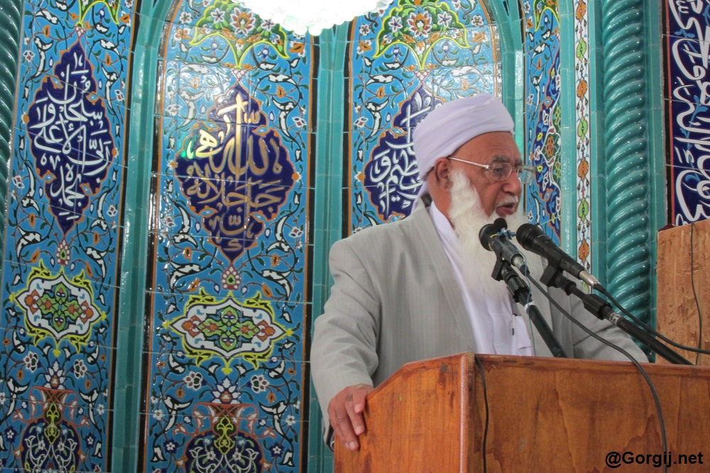 وحدت با شعار محقق نمی شود