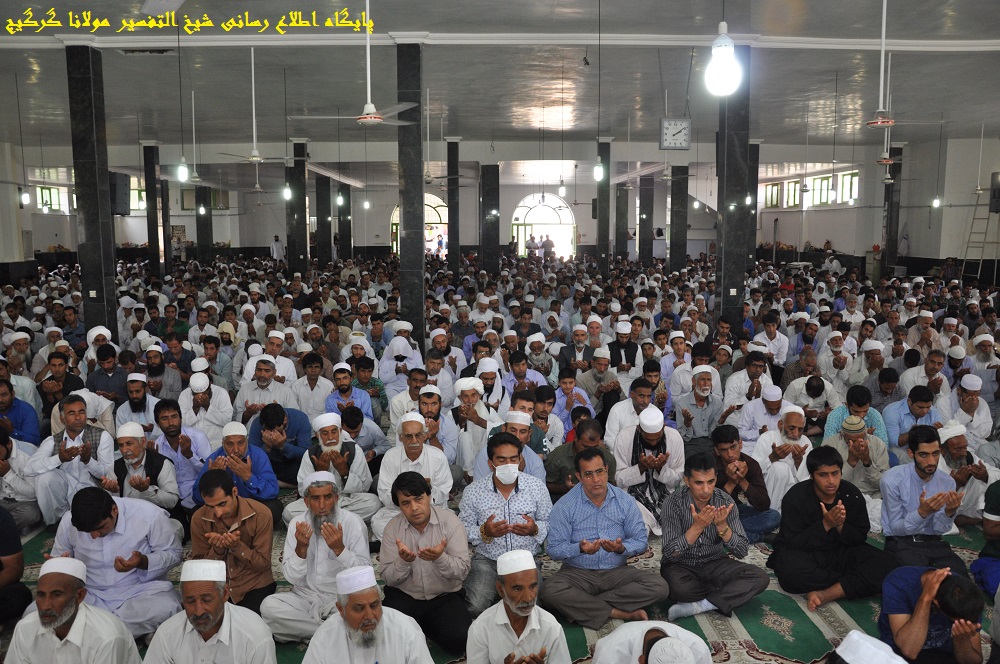 هر مسلمانی موظف است که حقوق خدا و بندگانش را رعایت کند