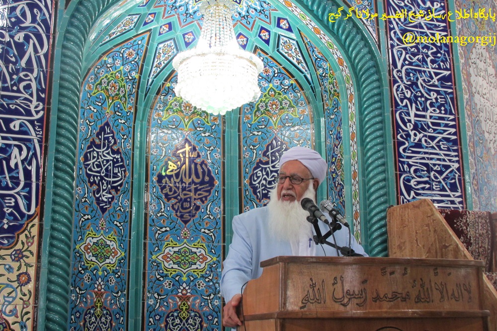 جلوی افراد بی مسئولی که به مولانا عبدالحمید اهانت می کنند گرفته شود