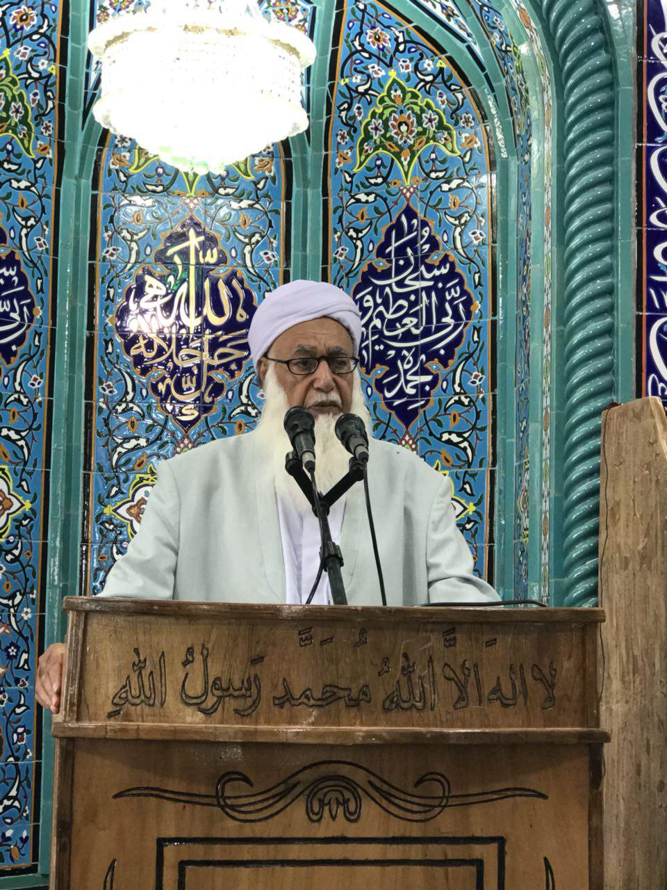 باید همه اقوام و مذاهب به طور یکسان و بدون تبعیض در سطوح مختلف دولتی استخدام شوند