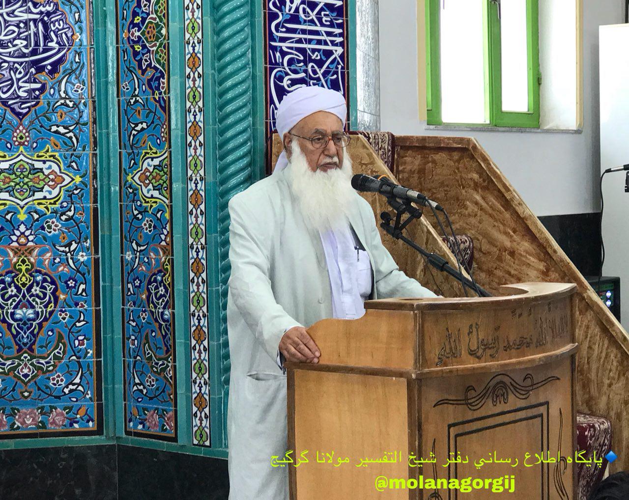 تمامی اقوام و مذاهب با نگاه یکسان در ارگان های دولتی و نظامی استخدام شوند