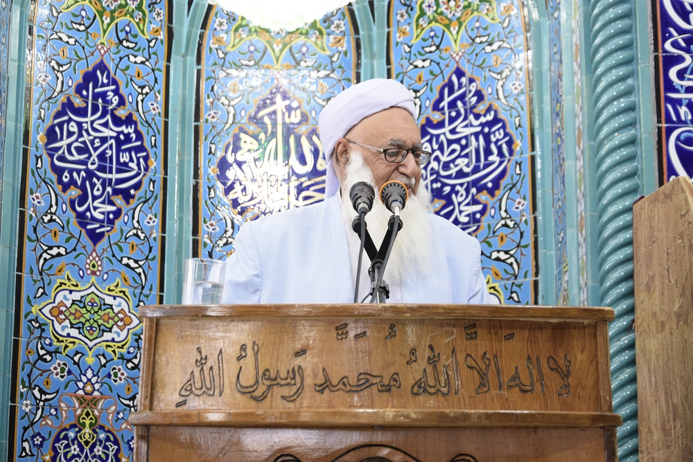 مولانا گرگیج وجود انجمن های خیریه وابسته به دارالعلوم فاروقیه گالیکش و مسجد جامع آزادشهر را تکذیب کردند